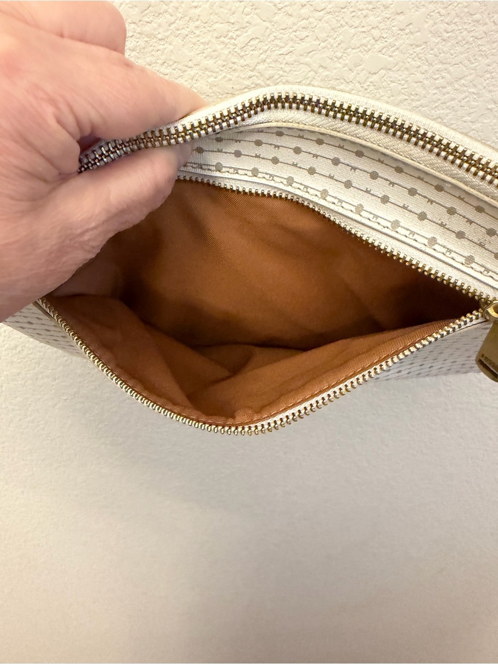 Fossil Cream & tan leather textured Crossbody with Tan Leather Trim & canvas - Picture 11 of 16
